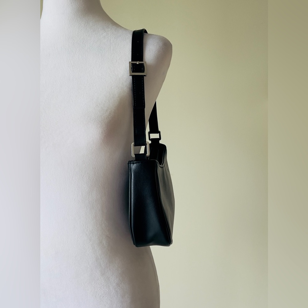 MONKL Elegant Black Women's Small Shoulder Bag EUC - Picture 6 of 7